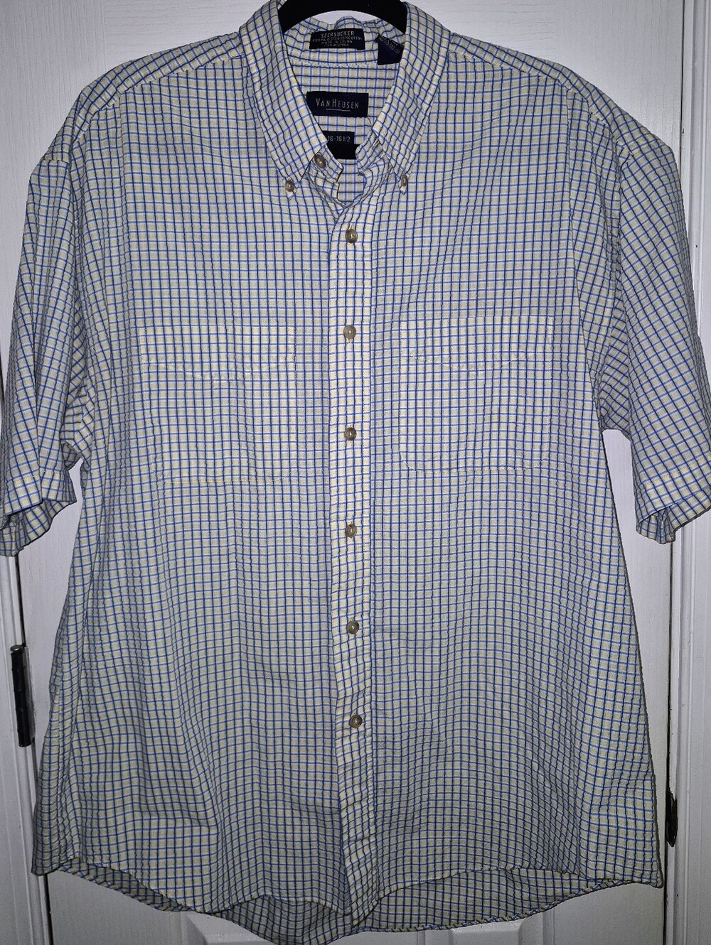 Van Heusen Blue & White Short-Sleeve Seersucker Button Down Shirt L